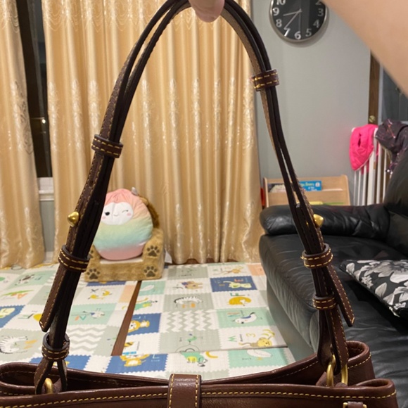 Like new Dooney& Bourke Florentine Perry satchel - Picture 11 of 11